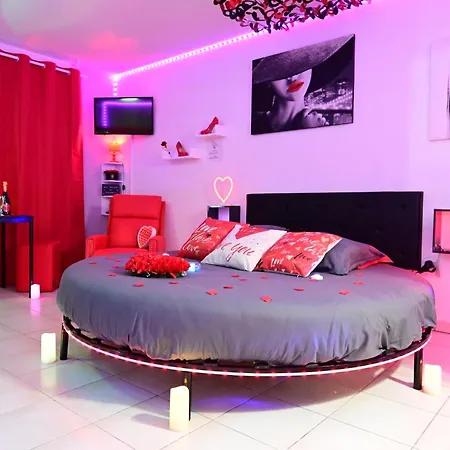 A Deux Pas De L'ocean Avec Hammam, Sauna Et Bain A 2 Surprise Garantie Apartmán *