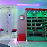 Lägenhet A Deux Pas De L'ocean Avec Hammam, Sauna Et Bain A 2 Surprise Garantie