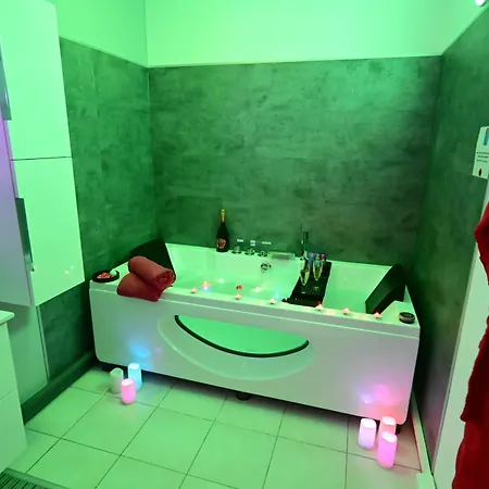 A Deux Pas De L'ocean Avec Hammam, Sauna Et Bain A 2 Surprise Garantie *