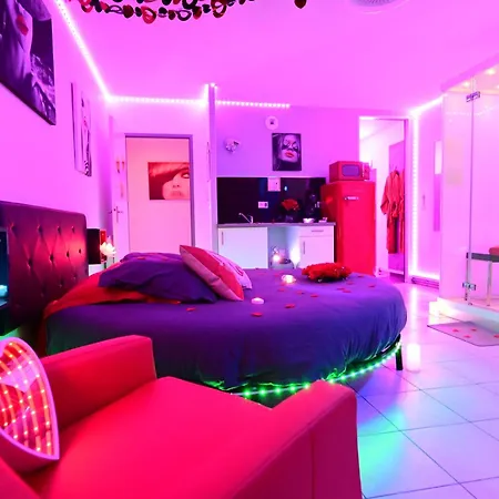 Lejlighed A Deux Pas De L'ocean Avec Hammam, Sauna Et Bain A 2 Surprise Garantie *