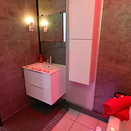 Lejlighed A Deux Pas De L'ocean Avec Hammam, Sauna Et Bain A 2 Surprise Garantie *