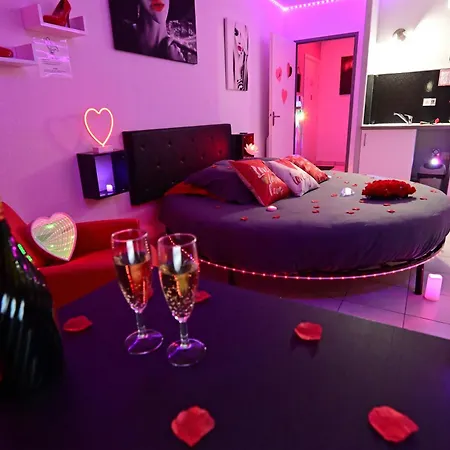 Lejlighed A Deux Pas De L'ocean Avec Hammam, Sauna Et Bain A 2 Surprise Garantie