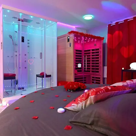 A Deux Pas De L'ocean Avec Hammam, Sauna Et Bain A 2 Surprise Garantie Lejlighed *
